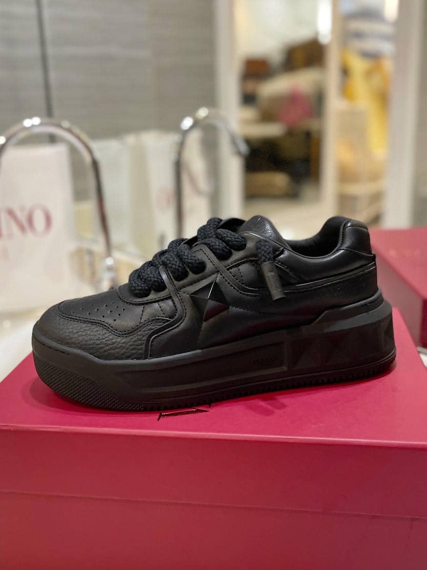 Valentino Sneaker 11-18